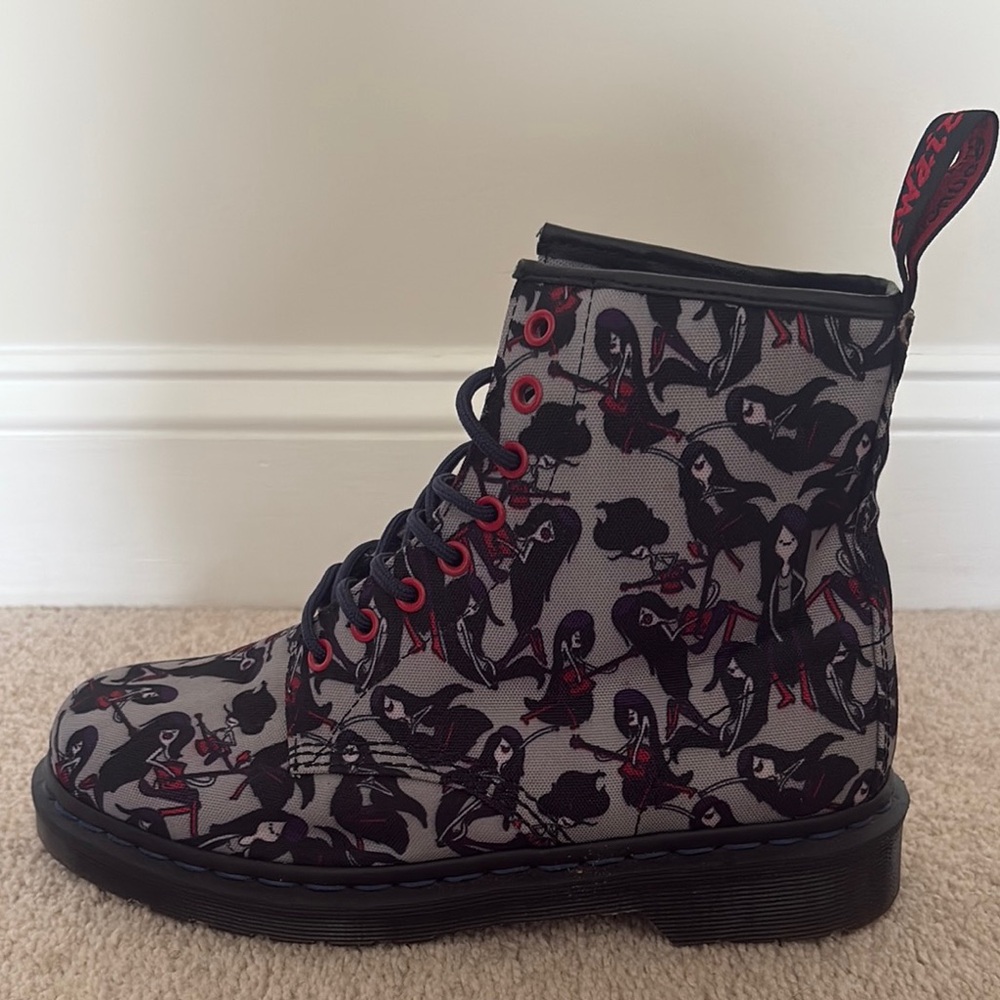 Dr. Martens Dr Martens Unisex Castel Grey Marceline Vampire Queen Boots - Picture 5 of 9